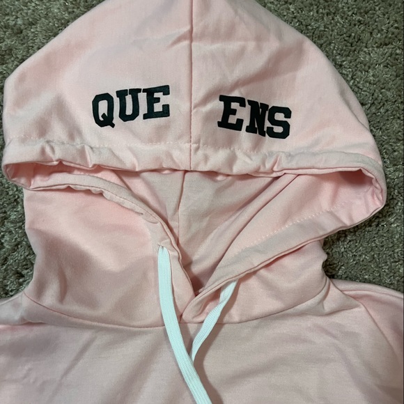 NWOT Cropped Sweatshirt - Picture 2 of 7